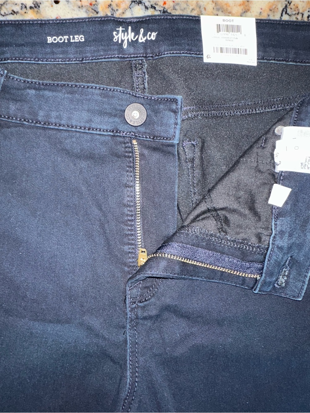 Style & Co. Women’s Plus Bootcut Jeans with Floral Embroidered Pockets 18W Black - Picture 5 of 7